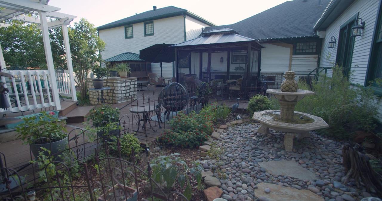Granbury Gardens Bed And Breakfast Esterno foto