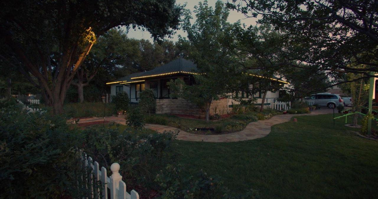 Granbury Gardens Bed And Breakfast Esterno foto