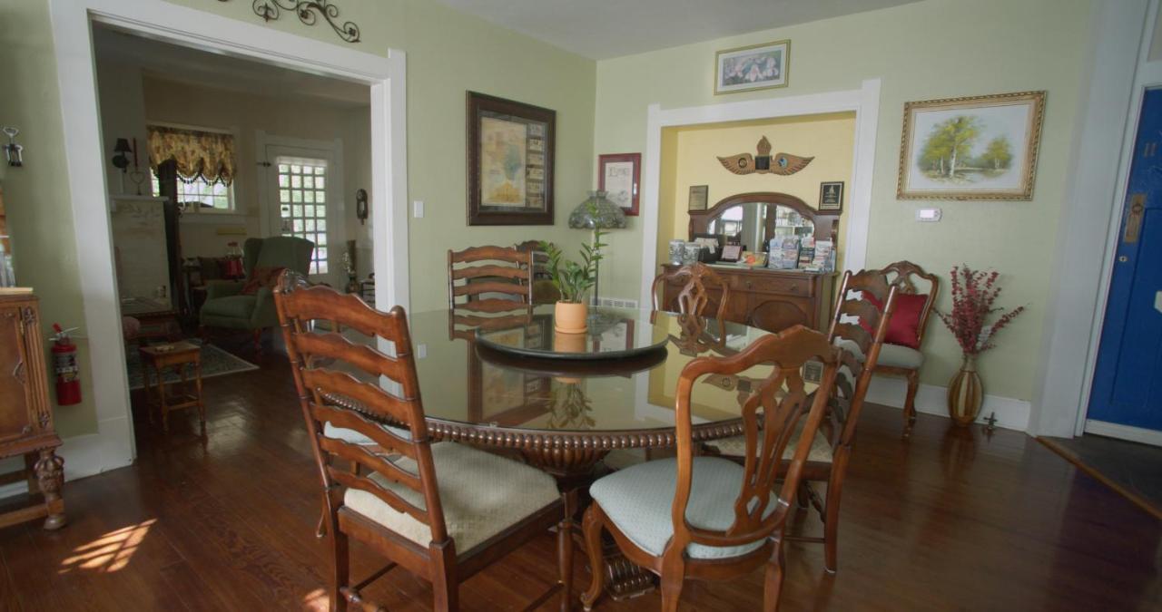 Granbury Gardens Bed And Breakfast Esterno foto