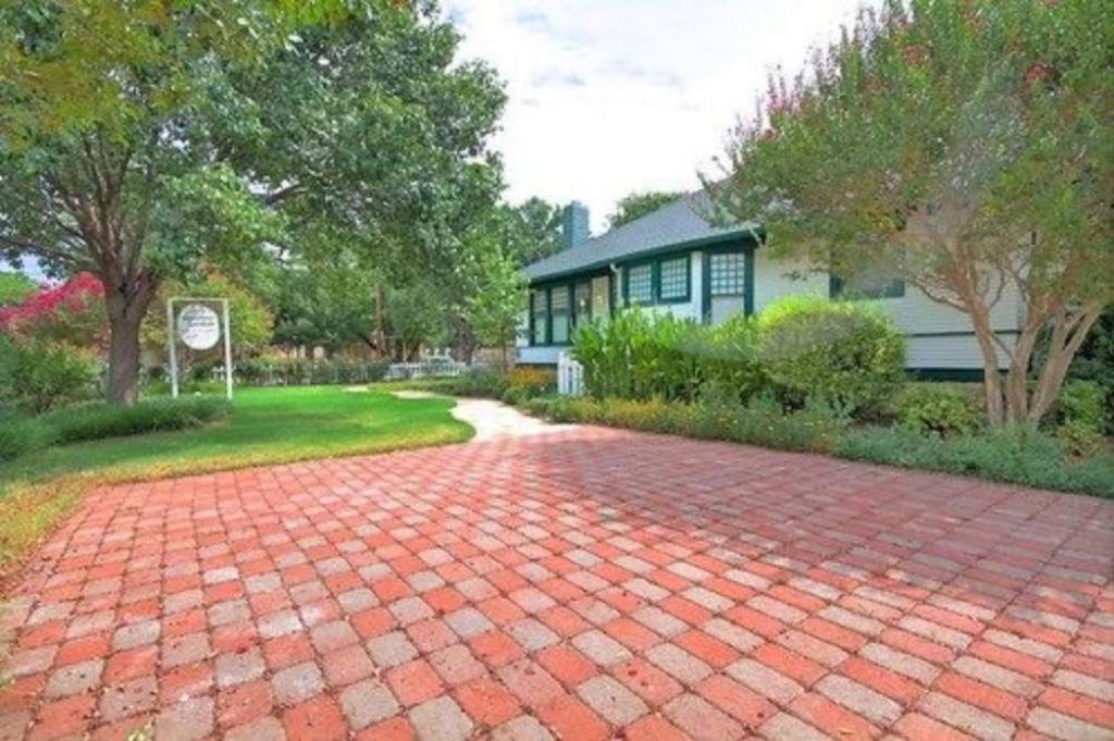 Granbury Gardens Bed And Breakfast Esterno foto